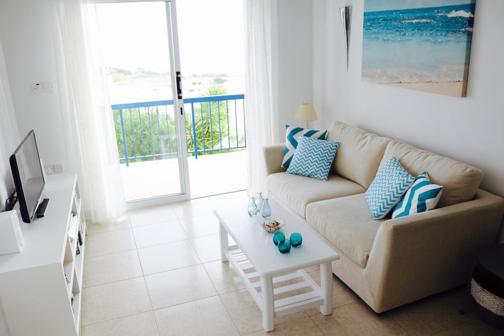 Ikaria Village Sea View Apartment Pafos Dış mekan fotoğraf